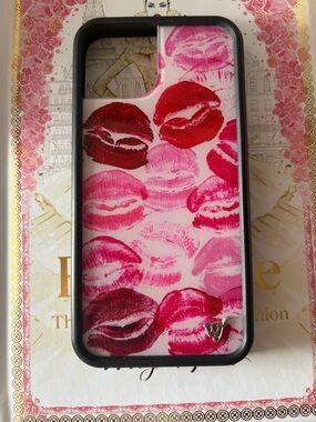 Kensington x Wildflower Case- iPhone 13